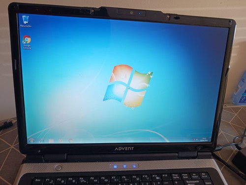 Advent 5611 laptop for spare - advent,