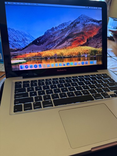 Apple macbook pro - macbook, late